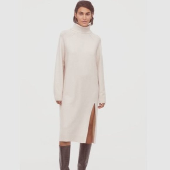H&M Dresses & Skirts - NWT H&M Turtleneck Sweater Dress